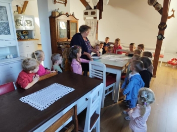 3ec6fd4c-187a-40ef-8656-faae9c4ce9ab (Copy)