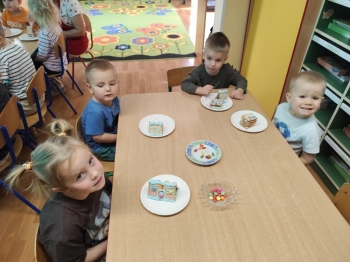 3fb5879d-c5d4-4424-9009-ba92352f8351 (Copy)