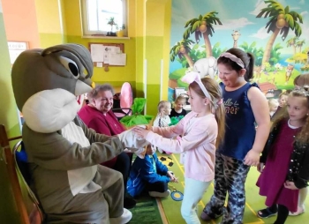 3290180a-303f-4edf-8a6b-399186fd741e (Copy)