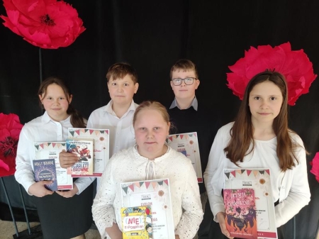 Etap gminny: XXXII Konkurs Recytatorski Jugend trägt Gedichte vor – Młodzież rec...